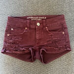 AE Burgundy Destructive Shorts Size 00